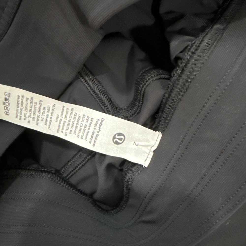 NWT Lululemon Hawaii Adapted State Cropped Joggers - Picture 4 of 4